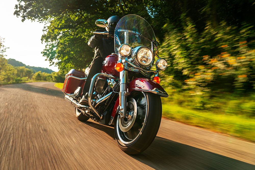 harley davidson road king harga